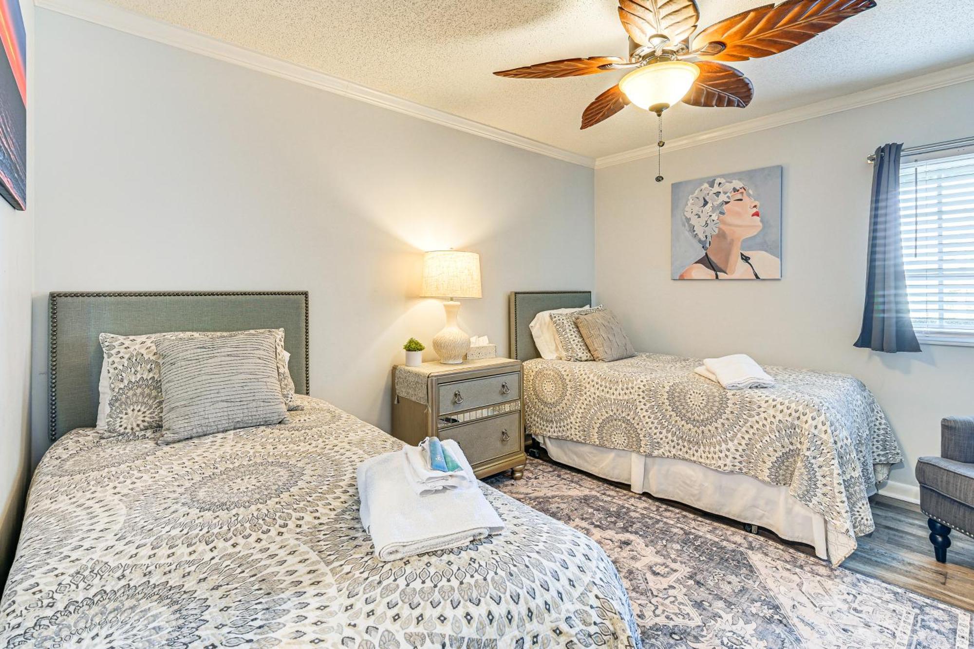 On-The-Beach Escape Oceanfront In Surfside! Myrtle Beach Dış mekan fotoğraf